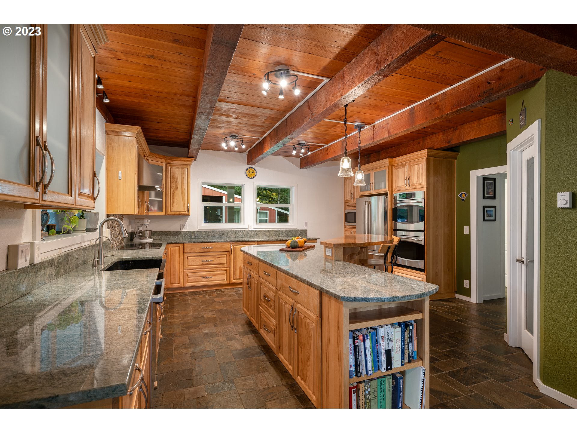 RMLSweb Photo Viewer