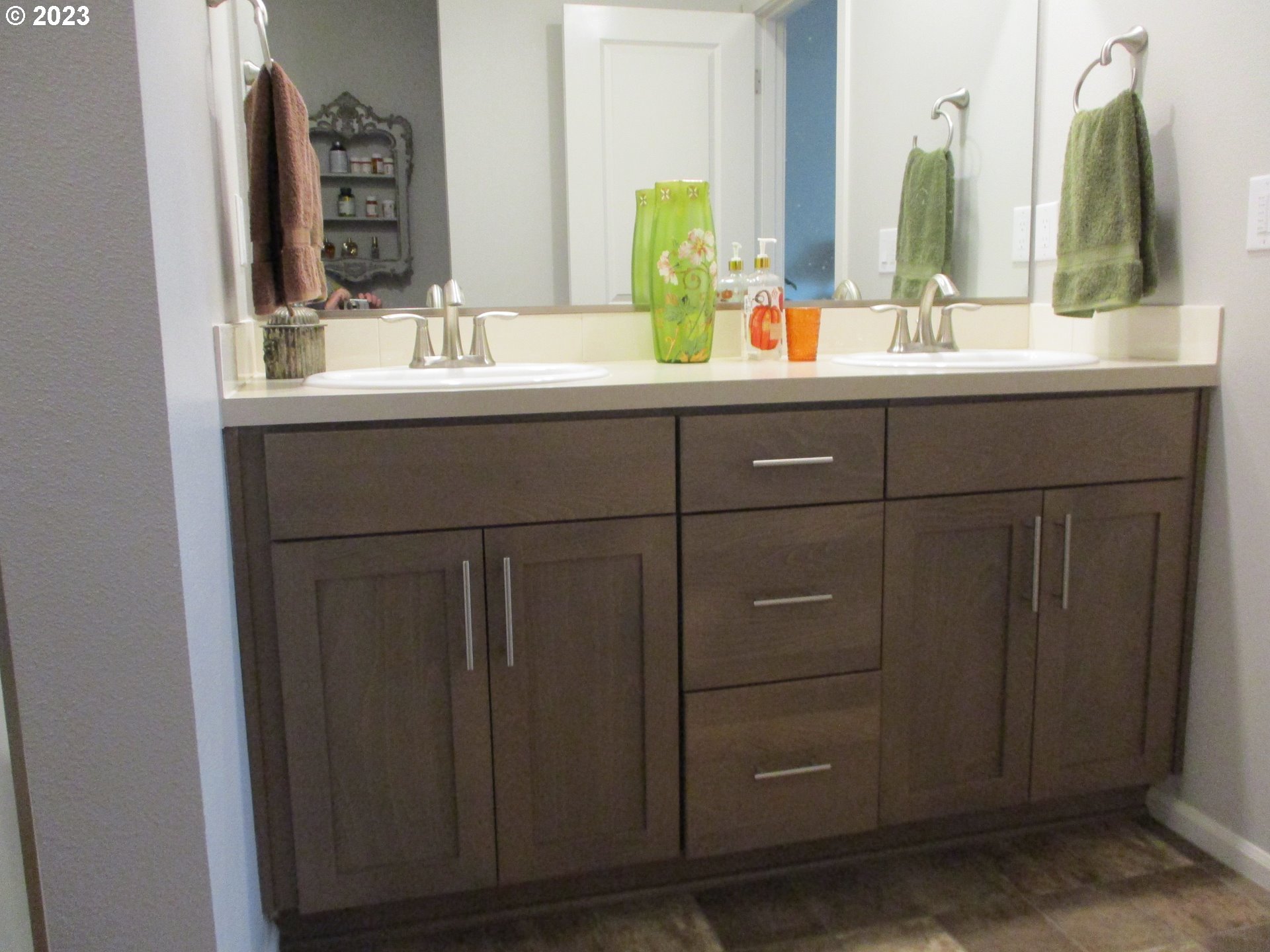 RMLSweb Photo Viewer