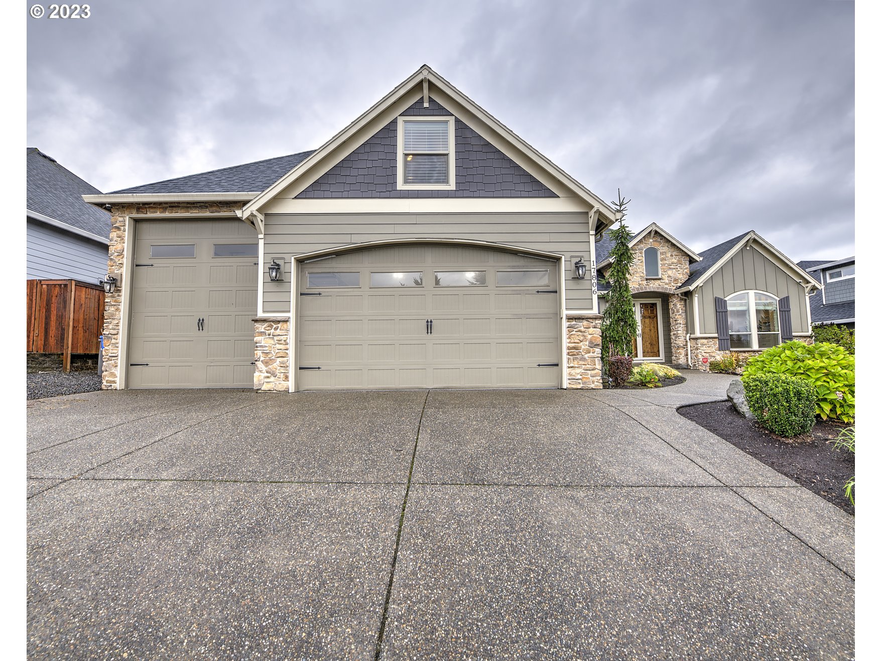 RMLSweb Photo Viewer