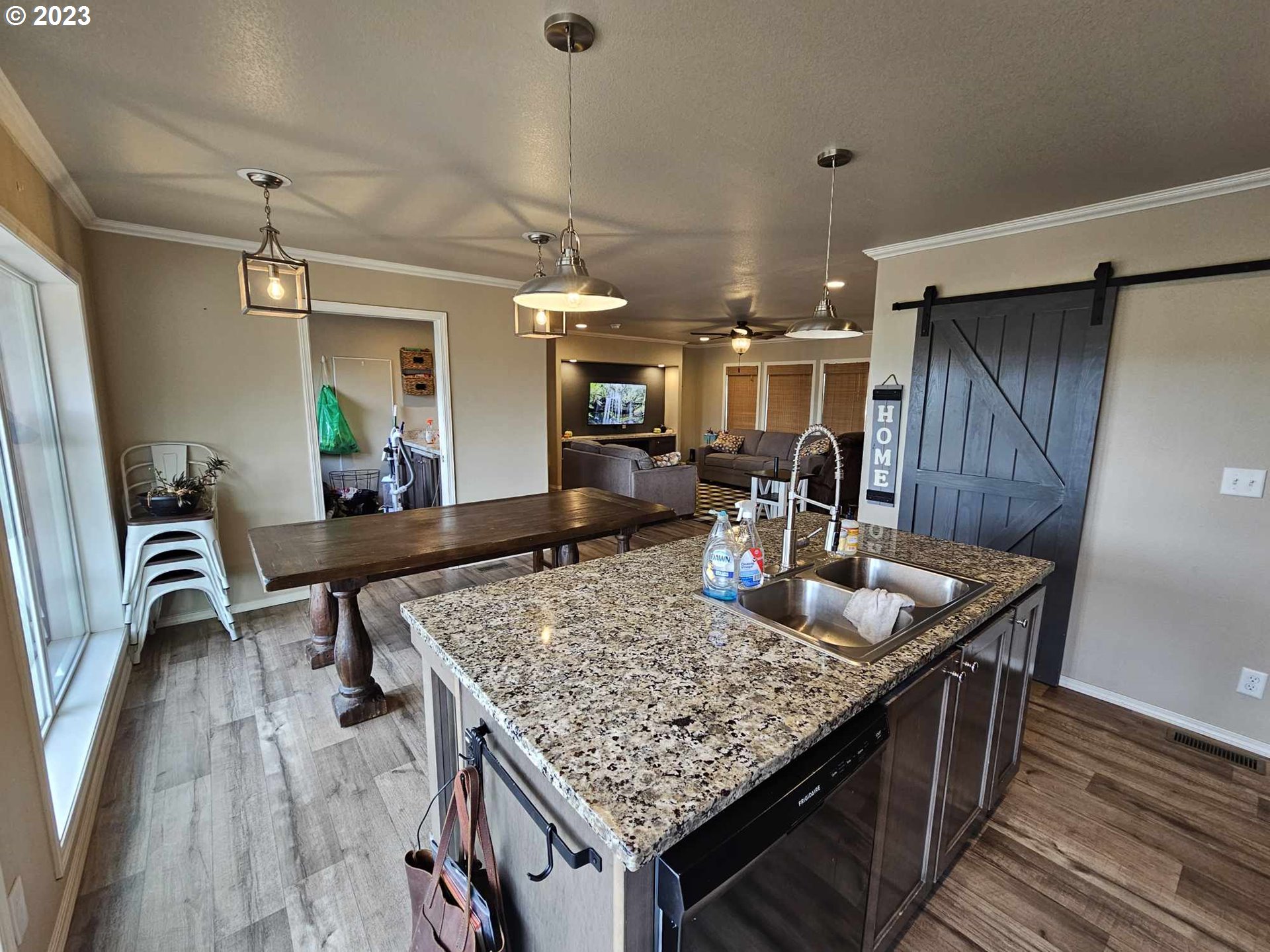 RMLSweb Photo Viewer