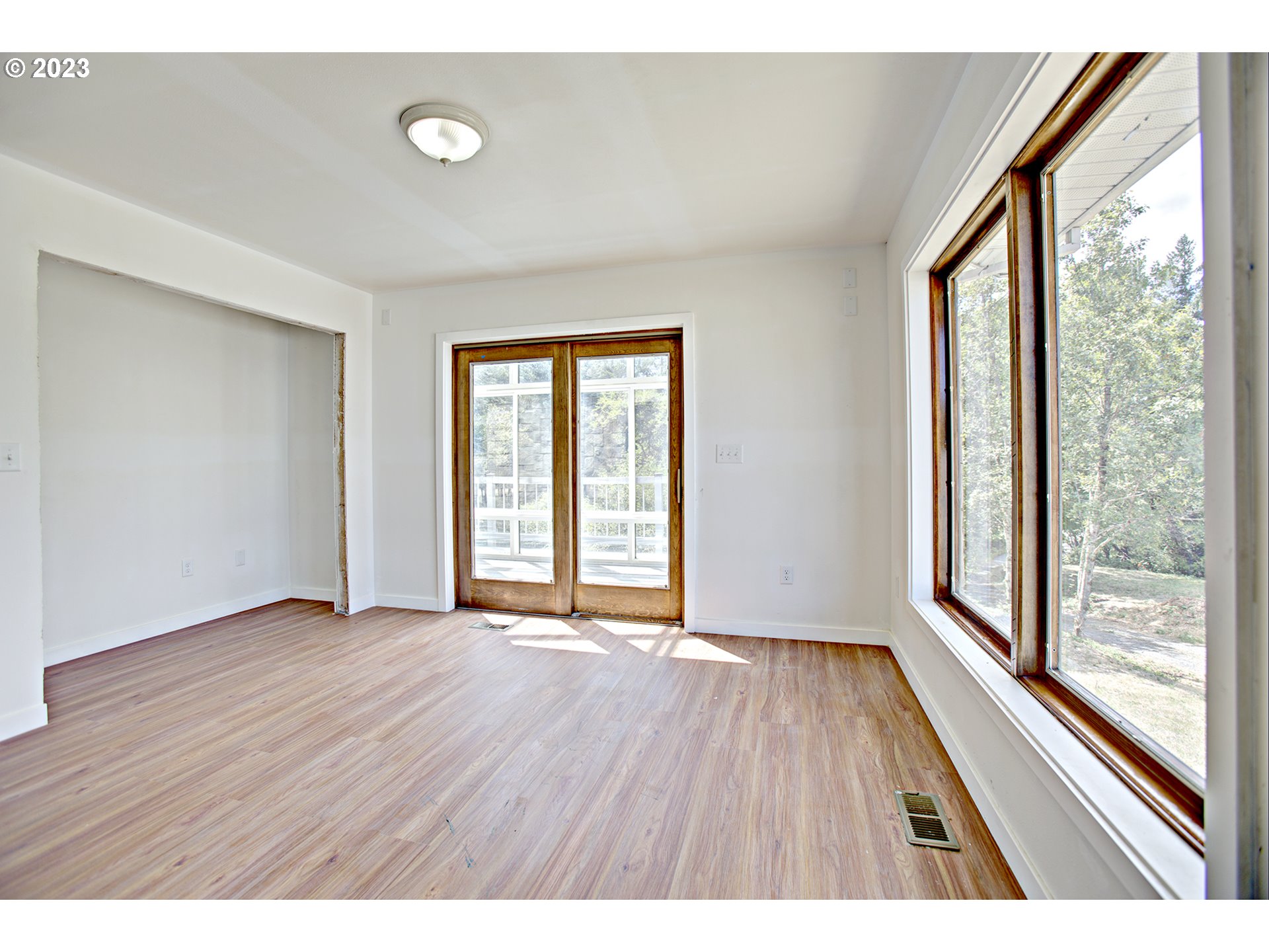 RMLSweb Photo Viewer