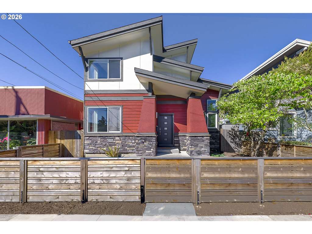 6715 SE HOLGATE BLVD Portland, OR 97206 home for sale