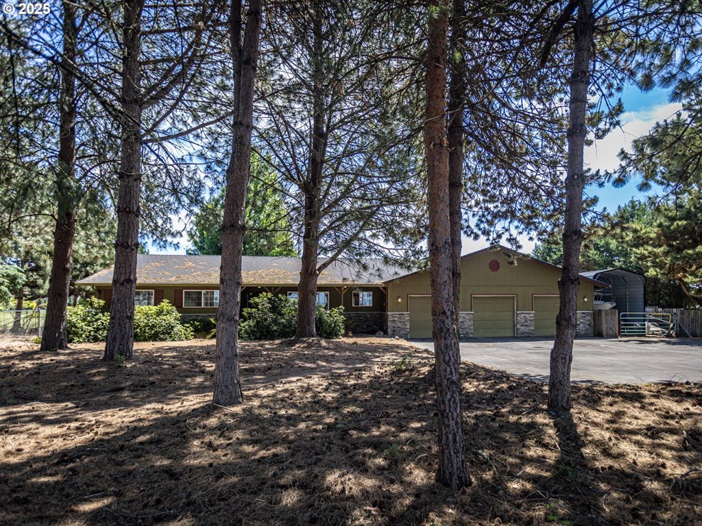 MLS#691015997